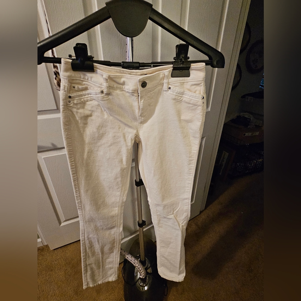 White House Black Market Noir 00 Off-White Skinny Cords.
